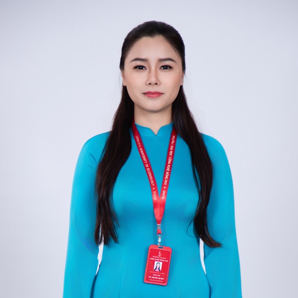 Cô Nguyễn Thị Thành