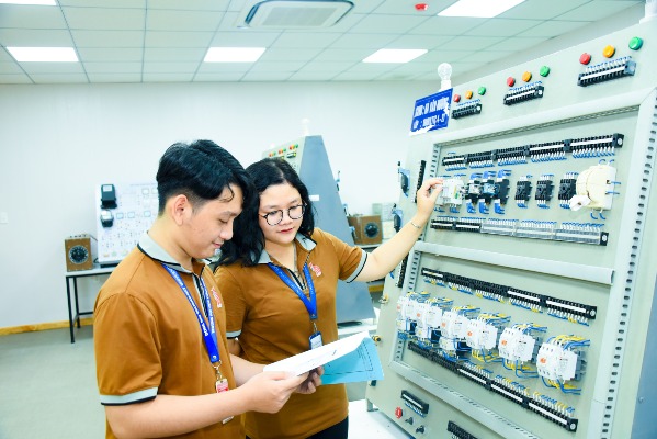 Bộ môn Khoa học xã hội